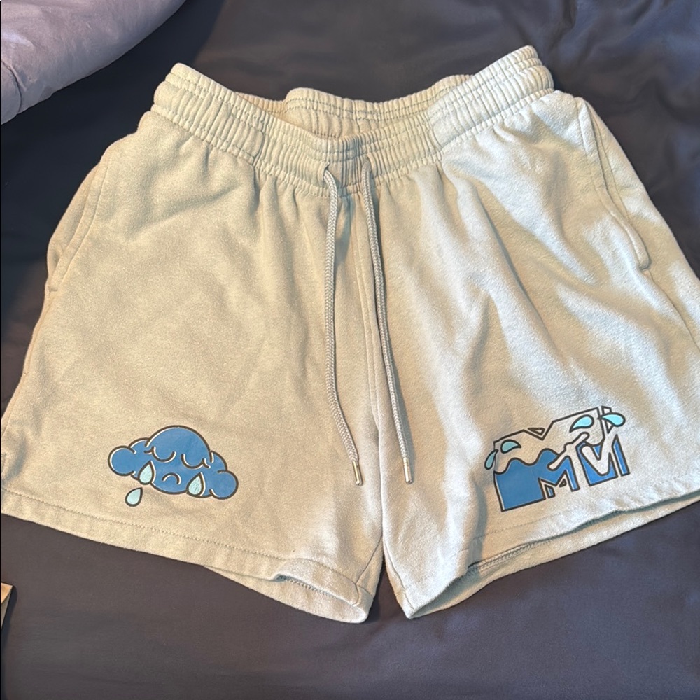 MTV Light Gray Shorts